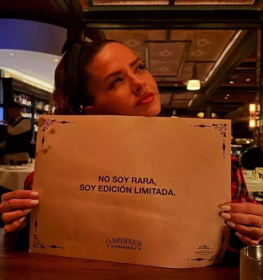 Mauro Icardi yeni aşkını paylaşmalara doyamadı! Romantik pozlarını yayınladı