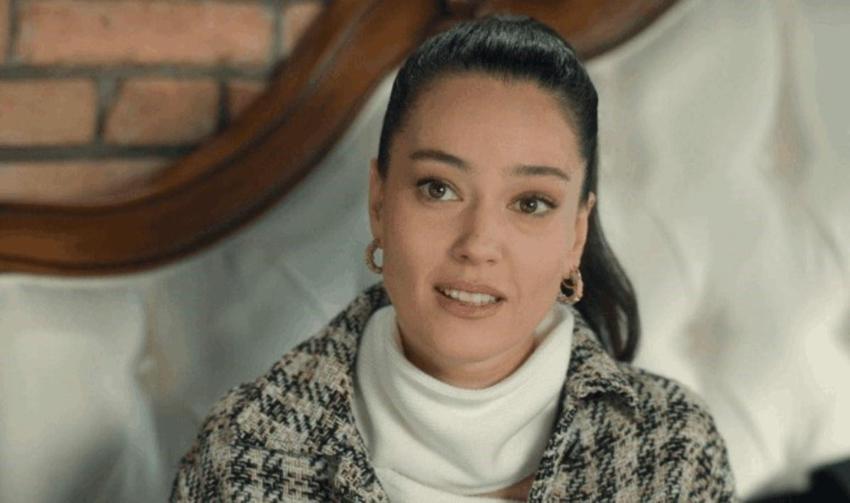 Pelin Akıl saçlarını kısacık kestirdi: Nasıl kıydın?