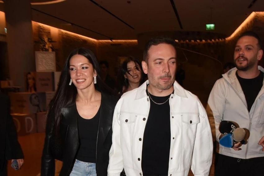 Oğuzhan Koç sevgilisi Hazal Subaşı'nı bir haftalık ziyarete gitti!