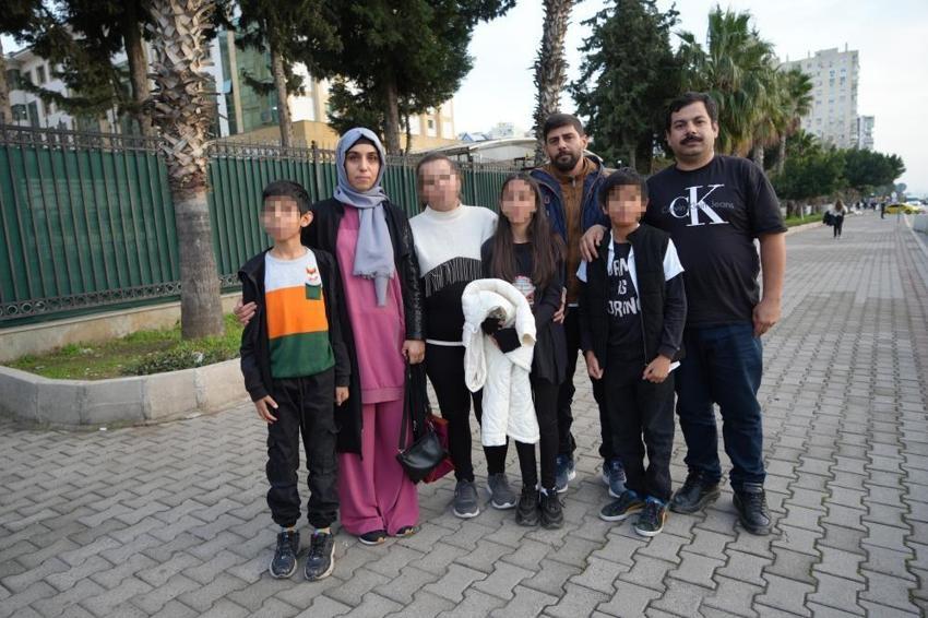 Oyun oynayan çocukların üzerine benzin döküp yakmaya çalışmıştı! Mahalleliyi 'Ya geri dönerse' korkusu sardı
