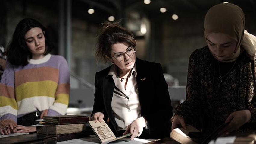 Asırlık yazma eserler hassas bir çalışma ile gün yüzüne çıkarılıyor! Abbasiler'den Osmanlı'ya kadar tarihe ışık tutacak çalışma