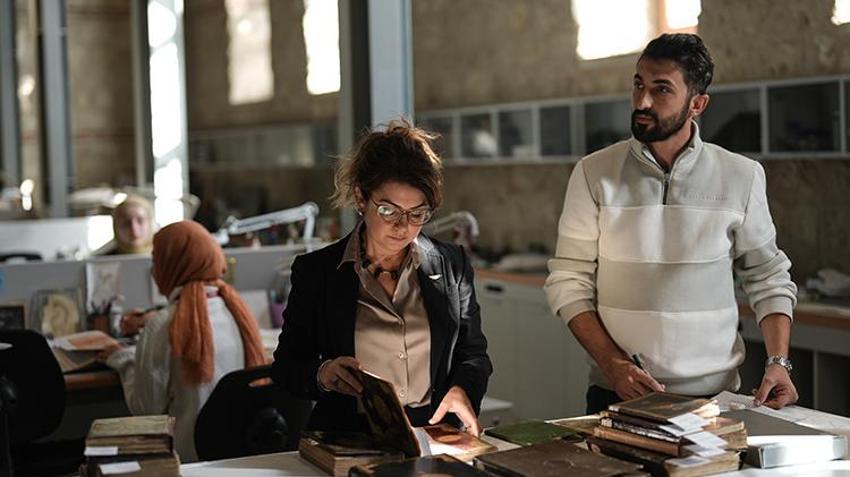 Asırlık yazma eserler hassas bir çalışma ile gün yüzüne çıkarılıyor! Abbasiler'den Osmanlı'ya kadar tarihe ışık tutacak çalışma