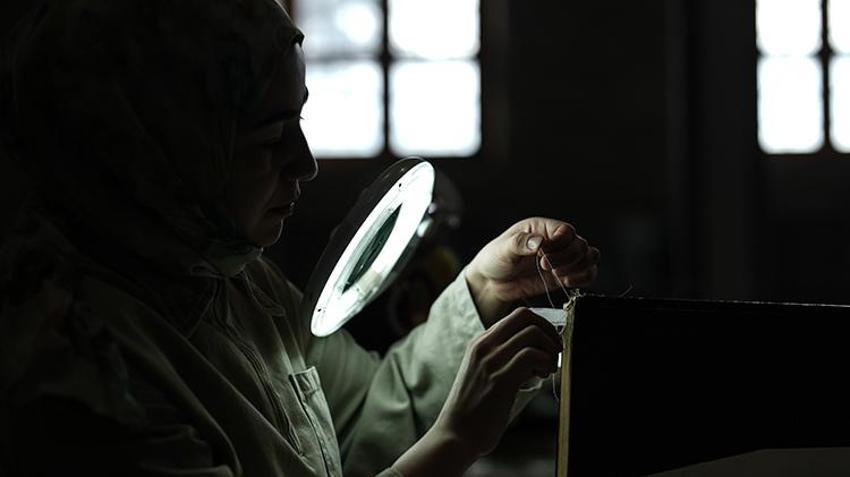 Asırlık yazma eserler hassas bir çalışma ile gün yüzüne çıkarılıyor! Abbasiler'den Osmanlı'ya kadar tarihe ışık tutacak çalışma