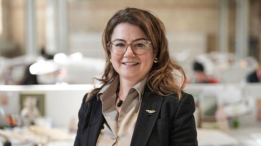 Asırlık yazma eserler hassas bir çalışma ile gün yüzüne çıkarılıyor! Abbasiler'den Osmanlı'ya kadar tarihe ışık tutacak çalışma