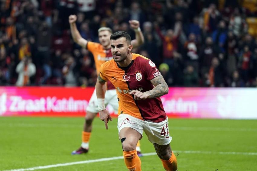 Vitor Pereira'dan Galatasaray'a transfer hediyesi! Mikautadze, Diego Carlos derken forvet geliyor