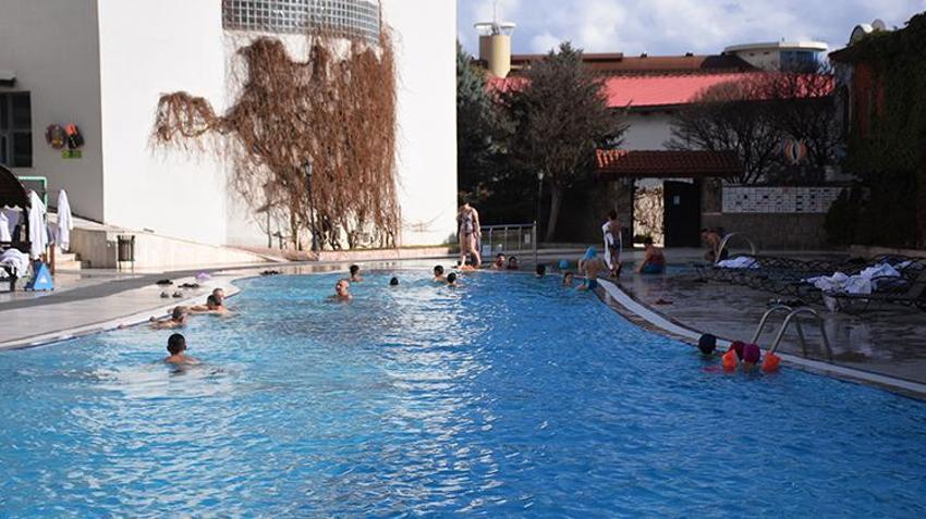 Afyonkarahisar'da termal tesislerde sömestr yoğunluğu yaşanıyor