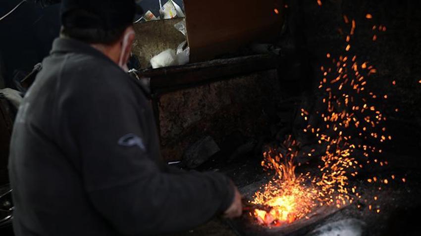 Trabzon'da unutulmaya yüz tutan meslek! Bu işi sadece 2 kişi yapıyor