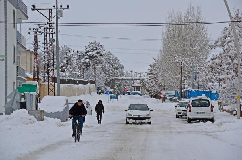 Karla karışık yağmur ve sağanak geliyor! Meteoroloji buzlanma ve çığ tehlikesine karşı uyardı