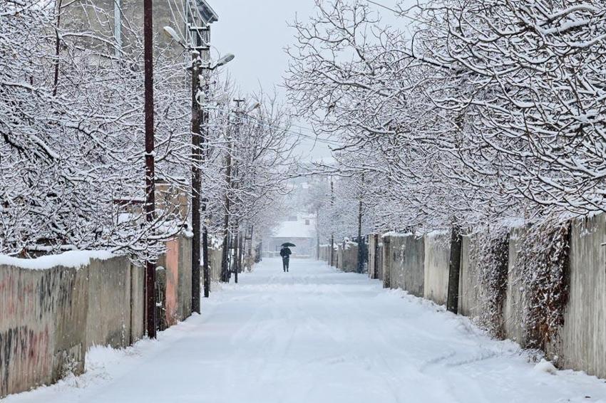 Karla karışık yağmur ve sağanak geliyor! Meteoroloji buzlanma ve çığ tehlikesine karşı uyardı