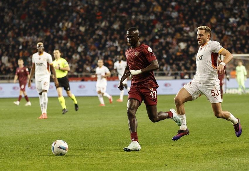 Hatayspor Galatasaray maçında 2 gol 1  penaltı vardı! Aslan Mersin'de 2 puan bıraktı