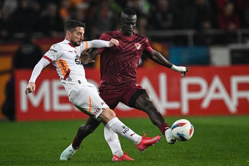 Hatayspor Galatasaray maçında 2 gol 1  penaltı vardı! Aslan Mersin'de 2 puan bıraktı