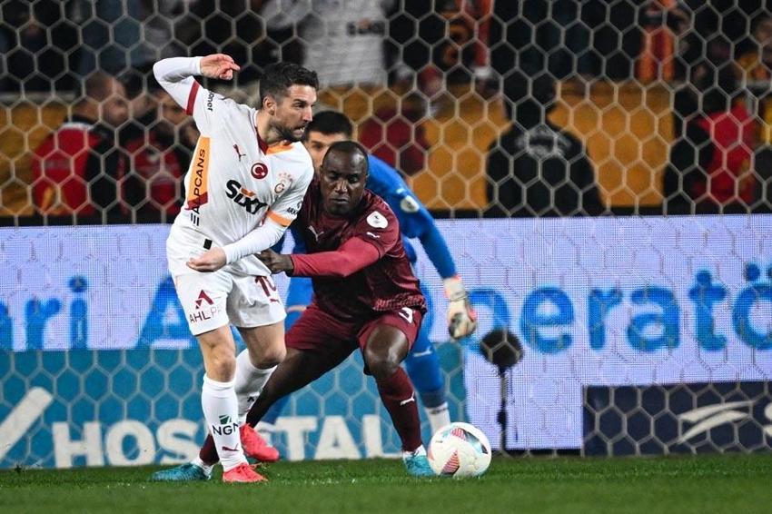 Hatayspor Galatasaray maçında 2 gol 1  penaltı vardı! Aslan Mersin'de 2 puan bıraktı