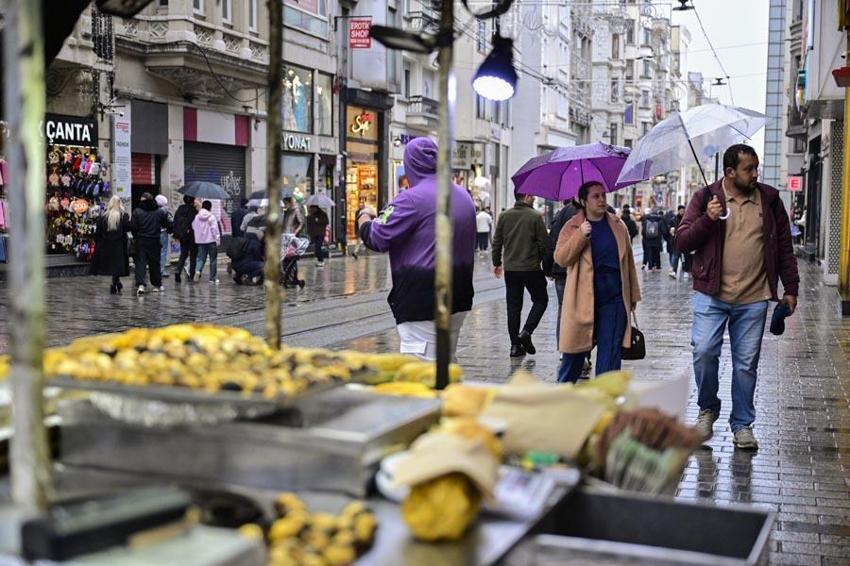 Lapa lapa kar yağışı, sağanak ve dondurucu soğuklar geliyor! Meteoroloji haftalık hava durumu raporunu yayınladı ve illeri uyardı