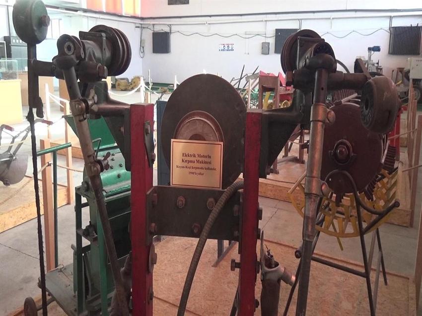 Hem müze hem sınıf! 100-150 yıllık araç-gereç sergileniyor