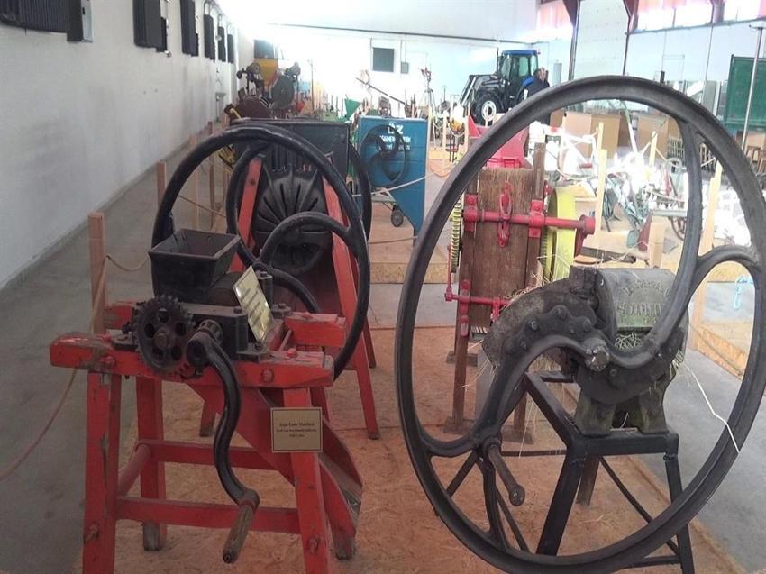 Hem müze hem sınıf! 100-150 yıllık araç-gereç sergileniyor