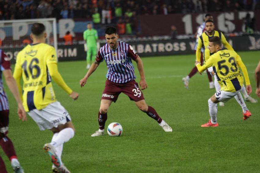 Fenerbahçe'den ters köşe transfer! Trabzonsporlu yıldız için Ali Koç harekete geçti! 
