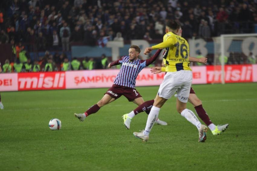 Fenerbahçe'den ters köşe transfer! Trabzonsporlu yıldız için Ali Koç harekete geçti! 