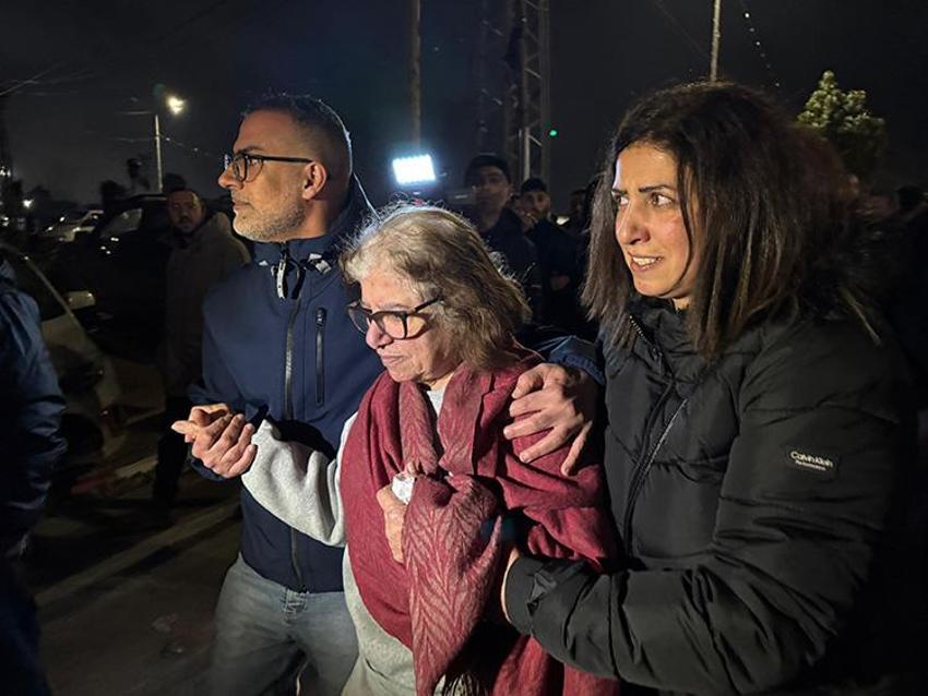 Gazze'de saat 12:15'te başladı! Hepsi serbest bırakıldı, gözyaşlarını tutamadılar, işte ilk görüntüler