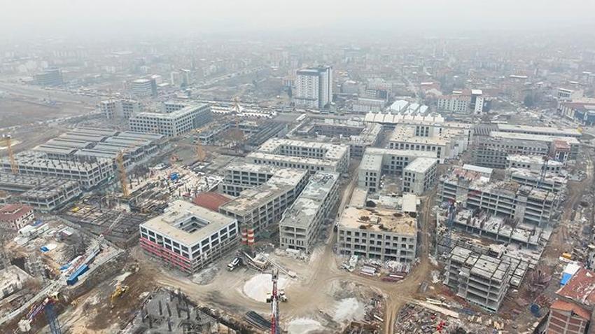 Depremde ağır hasar alan Malatya Bakırcılar Çarşısı yeniden ayağa kaldırılıyor