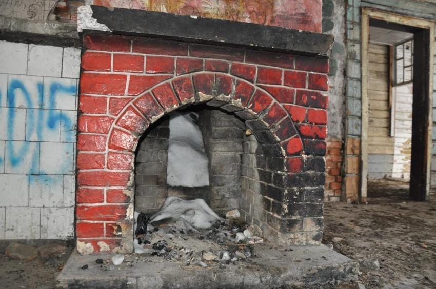 Bu binayı tutan tek bir çivi yok! Kars Sarıkamış'taki 2. Nikola'ya ait av köşkü yıkılma tehlikesiyle karşı karşıya