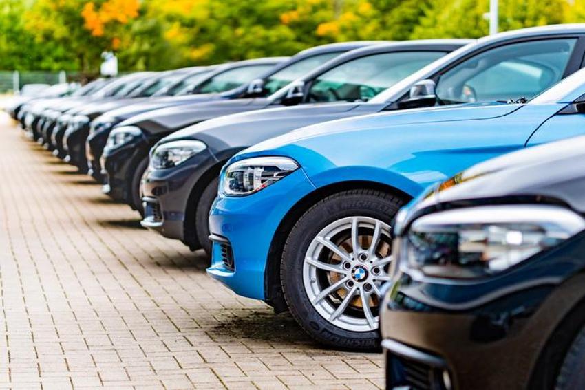 Otomatik vitesli araçlara ilgi artıyor! En ucuz otomatik vitesli otomobiller belli oldu: 1 milyon 33 bin liradan başlıyor