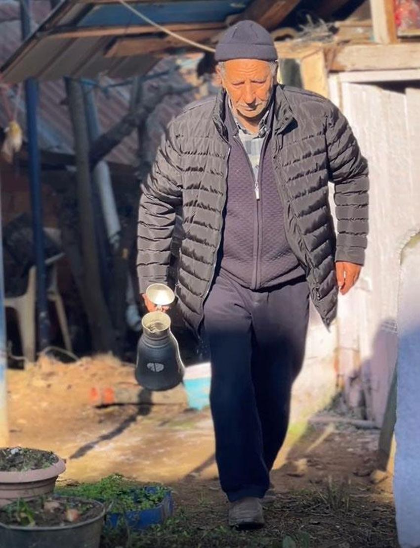 Kurtuluş Savaşı’nda bahçelerine defnedilen 3 şehidin mezarını 103 yıldır koruyorlar
