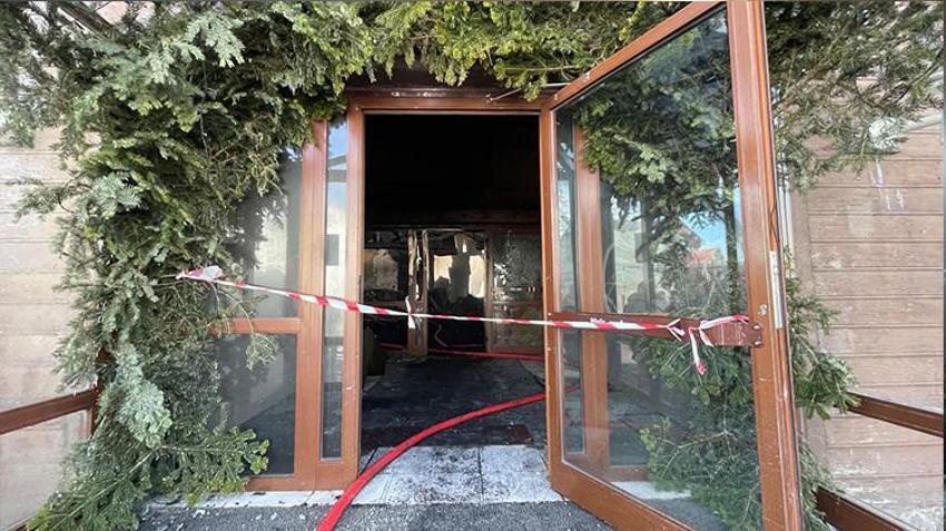 Kartalkaya'da yanan otelin kayak eğitmeni o anları anlattı! 'İçeride eğitim verdiğim öğrencilerim vardı'