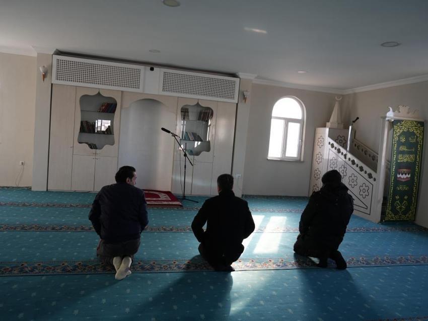 Satılık cami! Iğdır'da sanayi sitesindeki kooperatif borcunu ödeyemeyince camiyi satışa çıkardılar