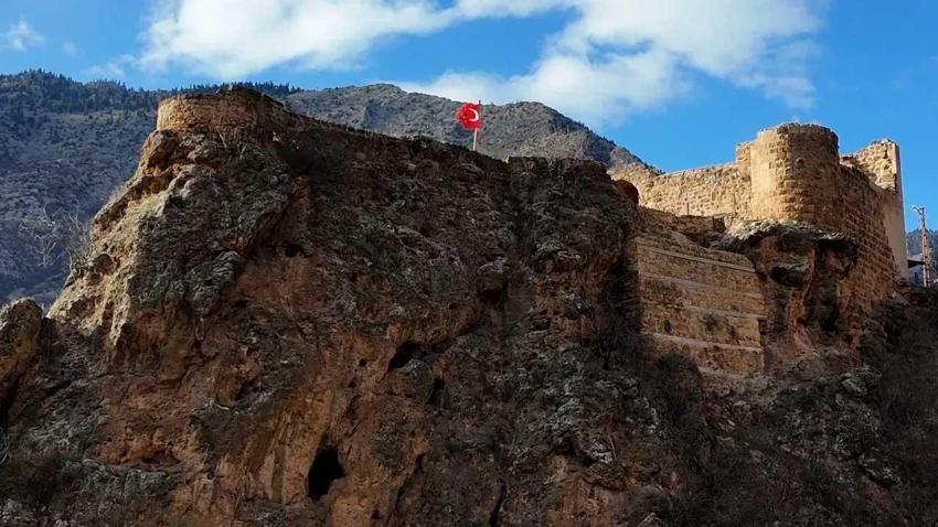 Saimbeyli'de eski santral noktası turizme kazandırılıyor