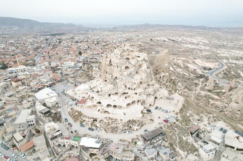 Uçhisar Kalesi'ne ziyaretçi rekoru! Bu yıl 472 bin turisti ağırladı