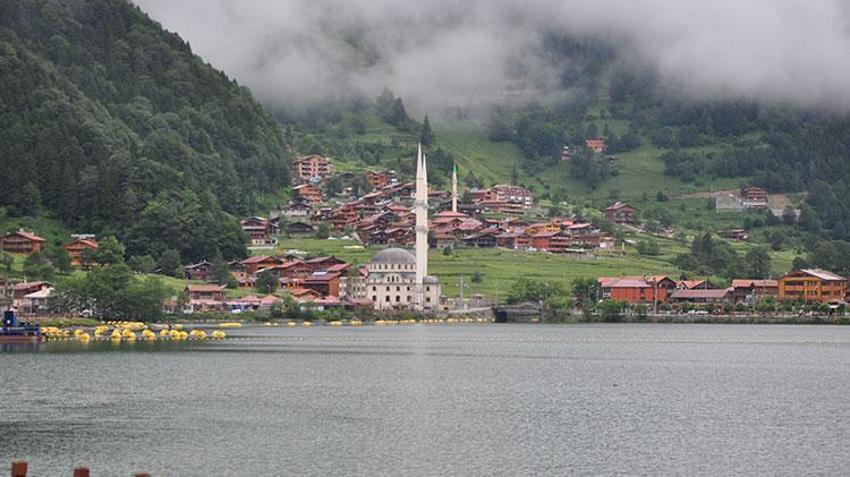 Bolu'daki yangın faciasının ardından gözler diğer turizm merkezlerinde! Uzungöl'de otellere yangın önlemi çağrısı