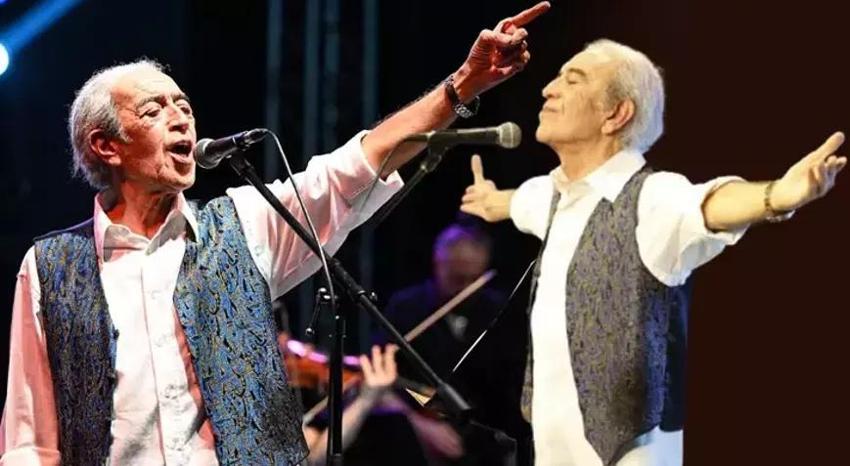 Edip Akbayram'ın kızı Türkü Akbayram yaptığı son paylaşımla babasına seslendi