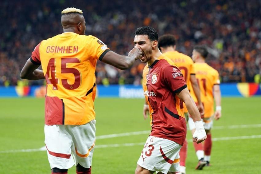 Osimhen'den skandal hareket! Ortalığı birbirine kattı, önce tehdit etti sonra yumrukladı