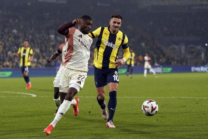 Cengiz Ünder topu rakibe verdi! Szymanski, Tadic'e sert sözler: 'Mourinho beni oyundan al' diye bağırıyordu