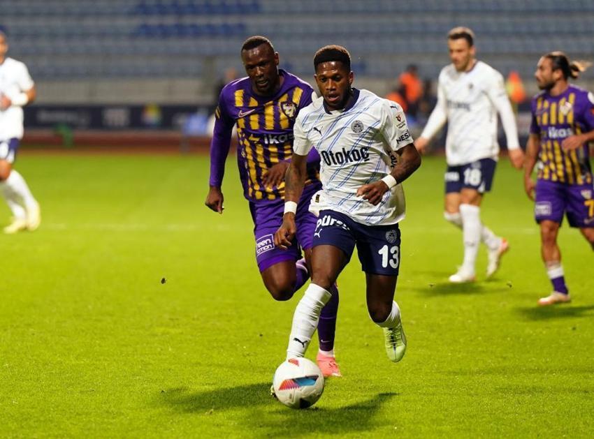 Saint-Maximin'e güle güle, sol kanada Barcelonalı yıldız geliyor! Ali Koç gemileri yaktı