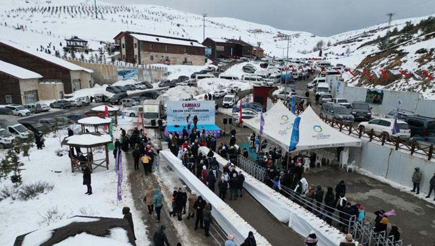 Ordu'da inanılmaz rekor denemesi! Guinness Rekorlar Kitabı'na 1301 çeşit dondurma ile girdi