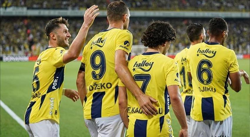 Fenerbahçe gece vakti paylaştı! 'Sipariş gibi uyarıyorlar'
