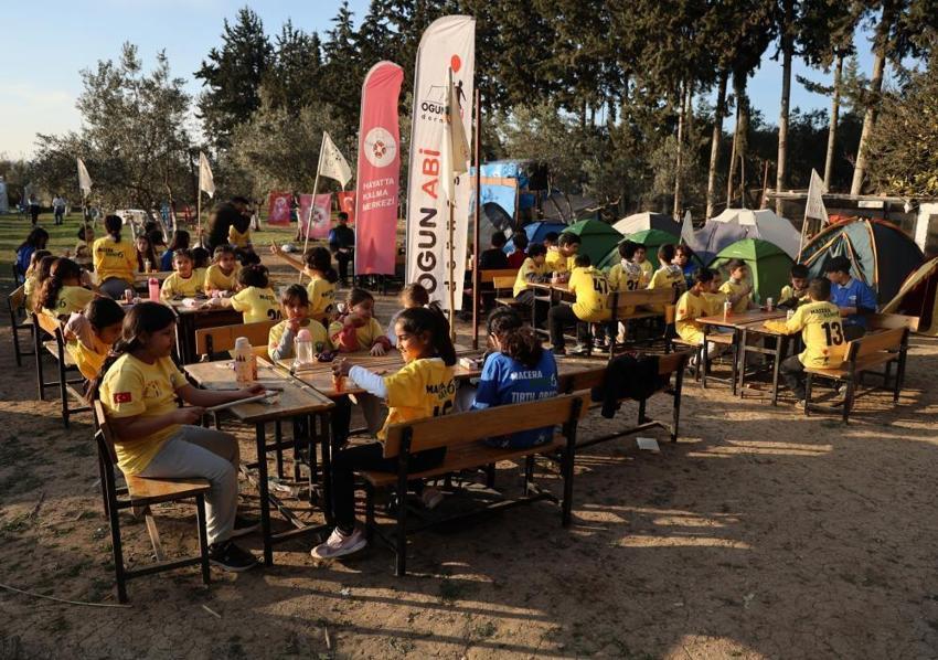 Yarıyıl tatili hediyesi: Bu Macera Kampı'nda çocuklar hem eğlendi hem de ormanda hayatta kalmayı öğrendi
