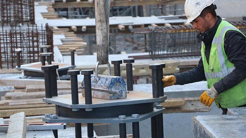 Diyarbakır Şehir Hastanesi'nde deprem sırasında bile ameliyat yapılacak! Depreme dayanıklı olarak inşa edilen hastanenin yüzde 80'i bitti