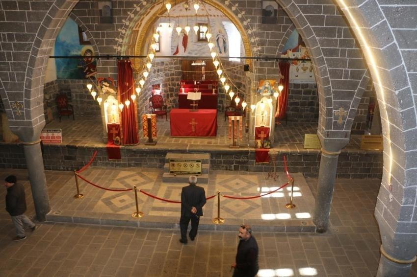 Diyarbakır kiliselerine turist akını! 60 bin kişilik grup geliyor