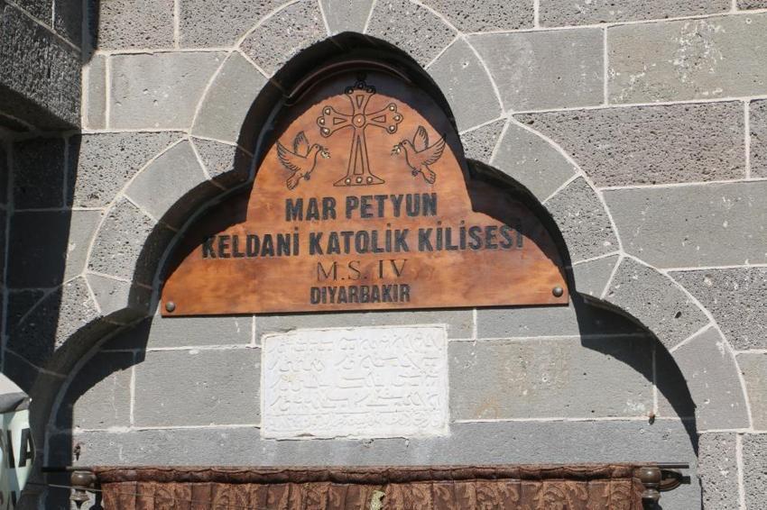 Diyarbakır kiliselerine turist akını! 60 bin kişilik grup geliyor