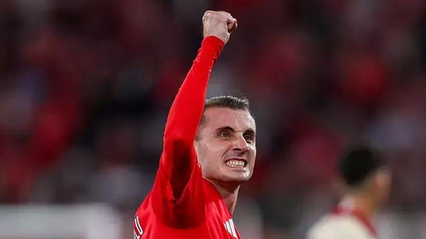 Kerem Aktürkoğlu herkesi şaşkına çevirdi! Yine gol atamayınca fena haşladılar: Tarih oldu