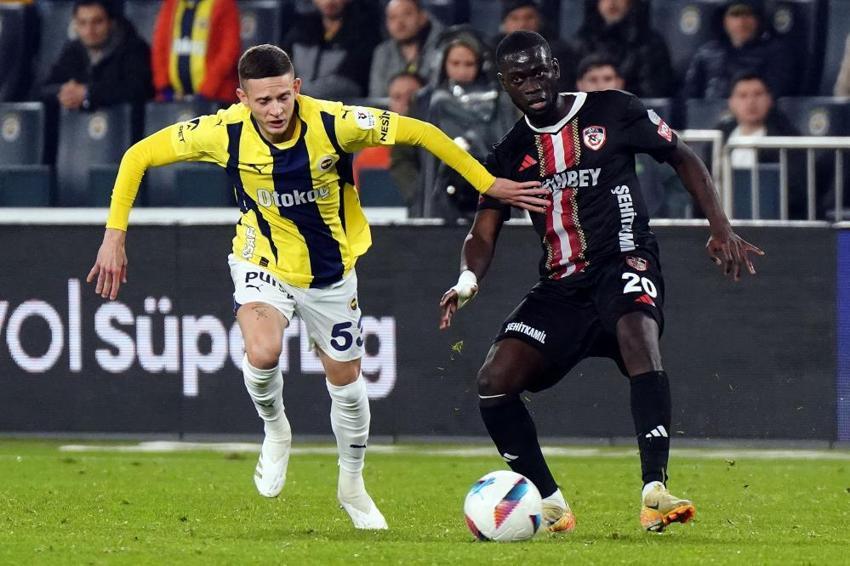 Milan Skriniar Fenerbahçe'ye geldi, 50 milyon euroluk bonservis piyangosunu açıkladılar