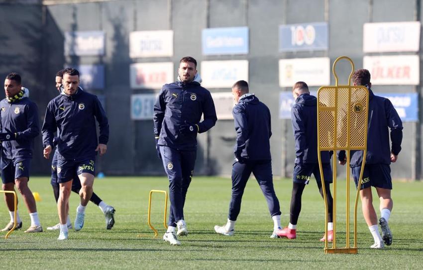 Fenerbahçe'den bir transfer daha! Acun Ilıcalı müjdeyi verdi, Milli yıldız imzaya geliyor 