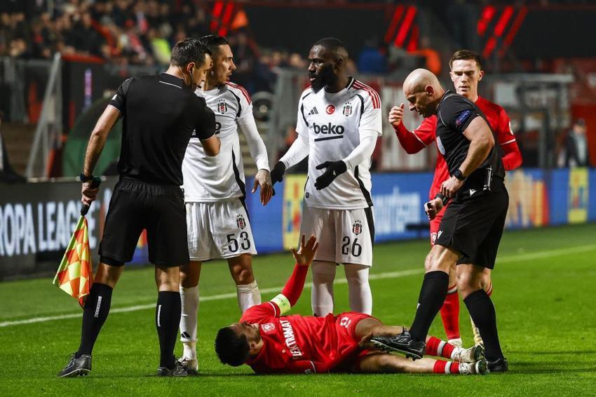 Beşiktaş 1-0 yenilince canlı yayında resmen çıldırdı: Allah kahretsin artık ya