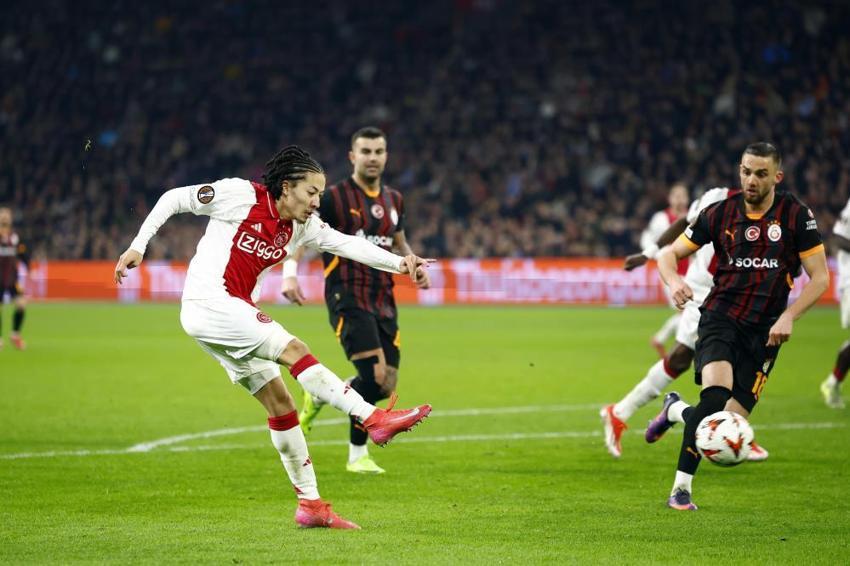 Torreira yetersiz, Yunus Akgün hep geriye gidiyor deyip Osimhen'e fena yüklendi: Icardi becerisi yok