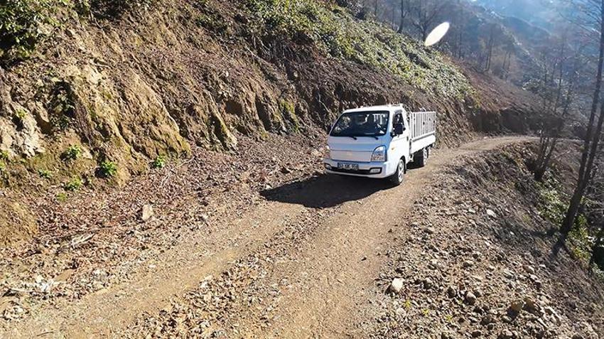 Yol yapıldı çile bitti! Rize'de teleferikle evlerine ulaşan köylüler yol yapımından sonra tehlikeli yolculuğa son verdi