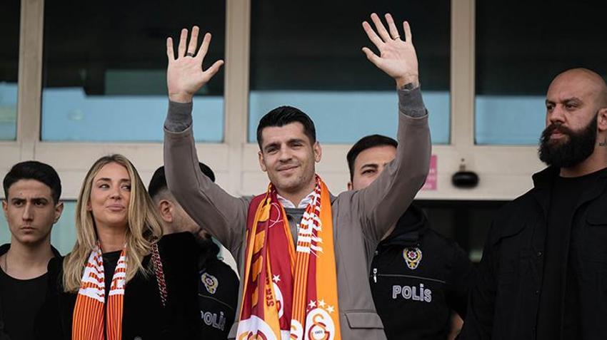 Alvaro Morata, İstanbul'a indi! Havalimanında taraftarı coşturdu