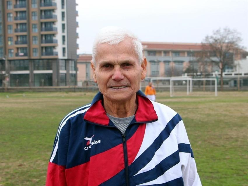 Biri Bağkur'lu çoğu SSK emeklisi! 40 yıldır her pazar çift kale maç yapıyorlar
