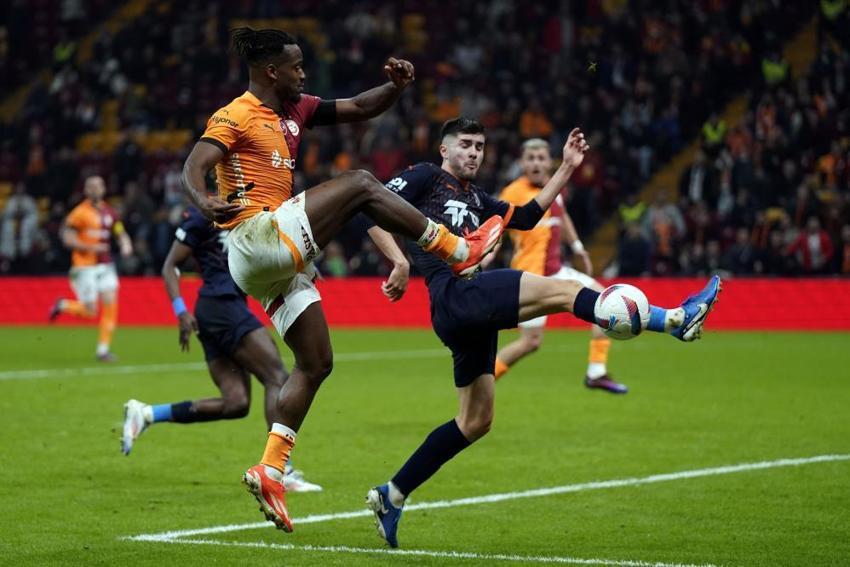 Kerem Demirbay, Batshuayi, Elias Jelert derken Victor Nelsson sabah uçağa atlayıp yeni takımına gitti